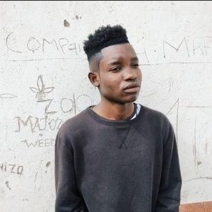 Meet your Posher, Lebza